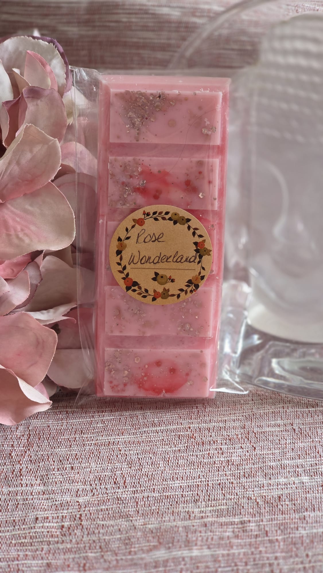 Rose Wonderland snapbar